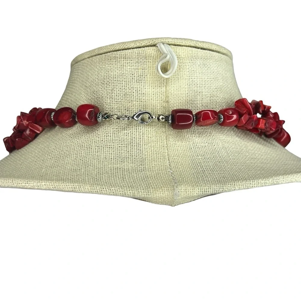Chunky Coral Beaded Necklace - Picture 4 of 5